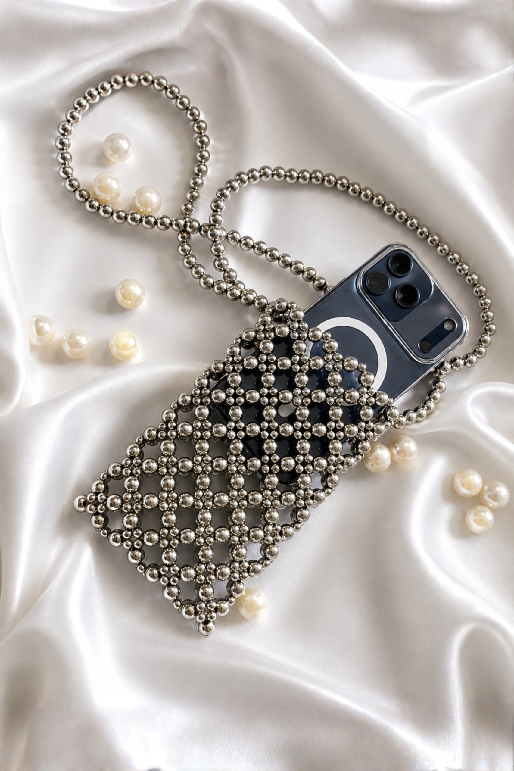 Beads mobile bag