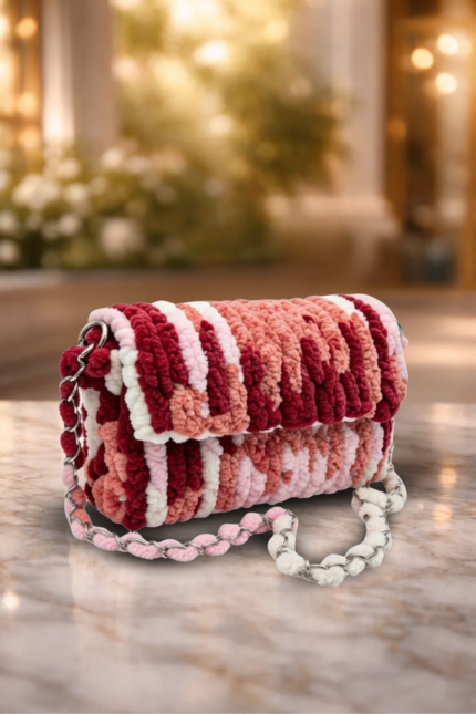 Stylish Plush Chain Purse
